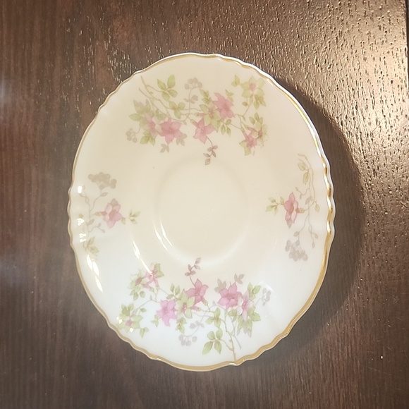 Federal Shape Demitasse Cup and Two Saucers - Picture 2 of 5